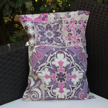 Načíst obrázek do prohlížeče Galerie, Cuscino benessere 30x40 fantasia viola LIMITED EDITION - Petra's Pillows