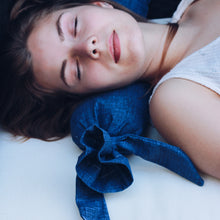 Načíst obrázek do prohlížeče Galerie, Cuscino naturale per la cervicale con laccio