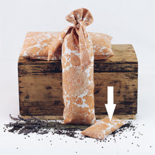 Načíst obrázek do prohlížeče Galerie, Eye pillow - orange fantasy - Petra's Pillows